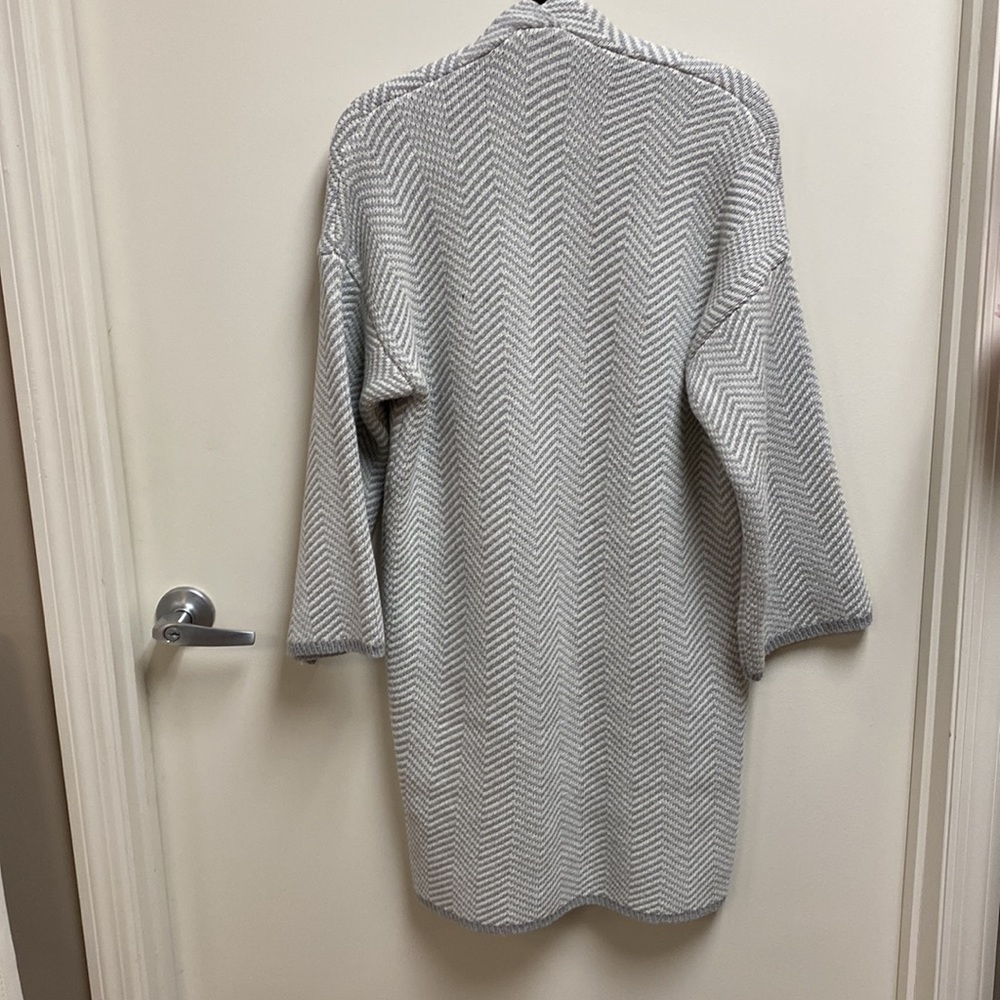 Sweater jacket - Picture 2 of 2